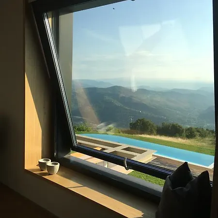 Villa Vista *