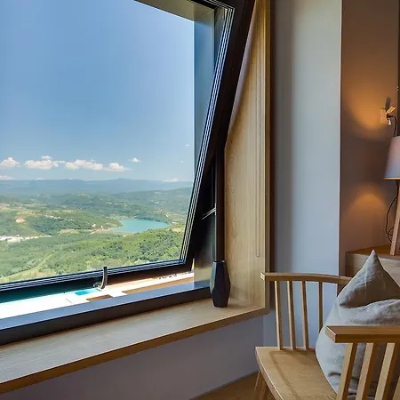 Vista Villa