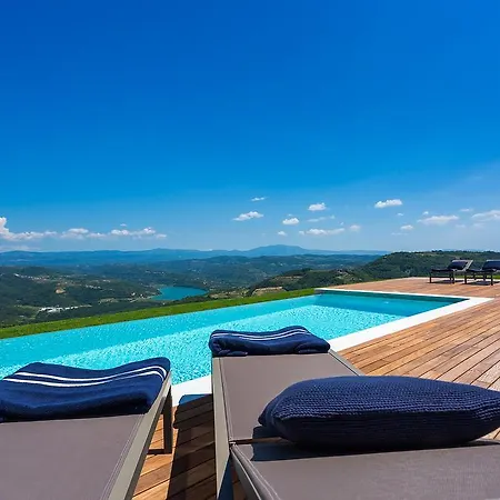 Villa Vista Zamask